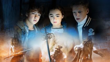 კოდი M: დარტანიანის ხმლის ძიებაში / Code M