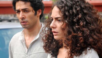 არ დამივიწყო / Beni unutma